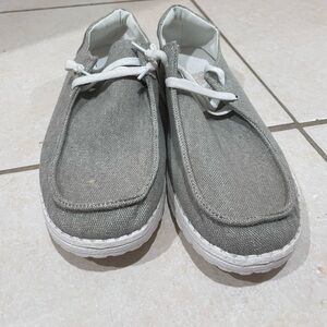 Size 9.5 “boat shoes”
